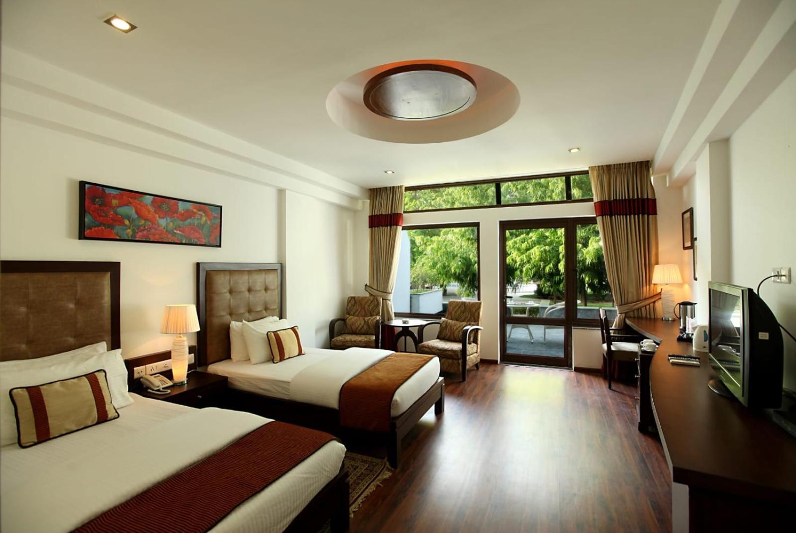 Hotel Prithvi-Raj Near Delhi Airport นิวเดลี ภายนอก รูปภาพ